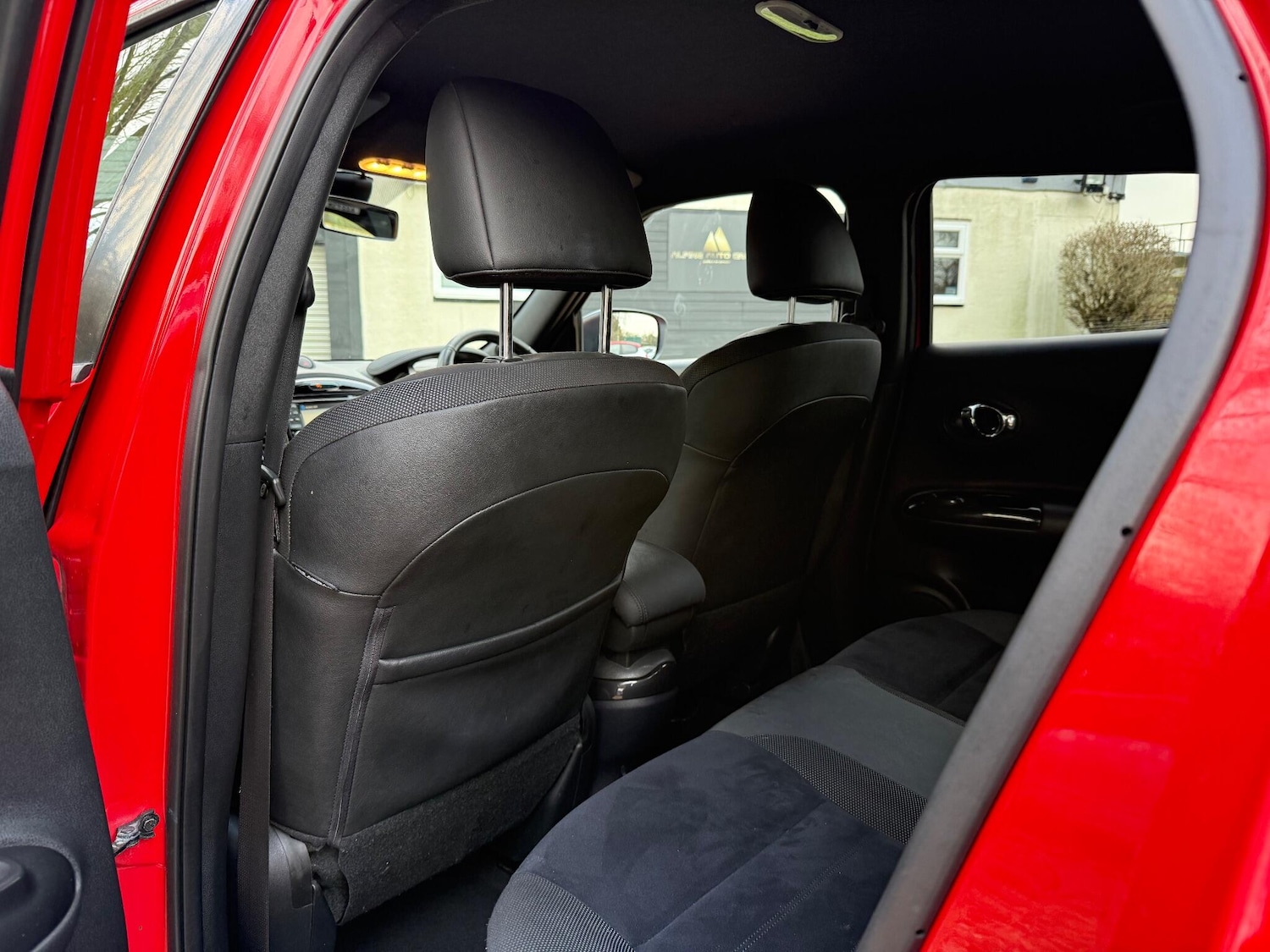 Used Nissan Juke 2016 for sale - 77400497: Photo 24