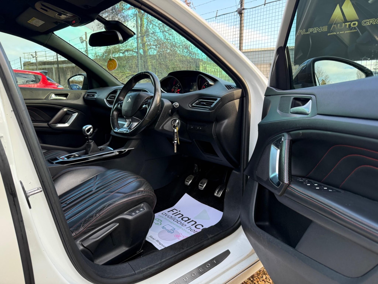 Used Peugeot 308 2016 for sale - 77455249: Photo 15