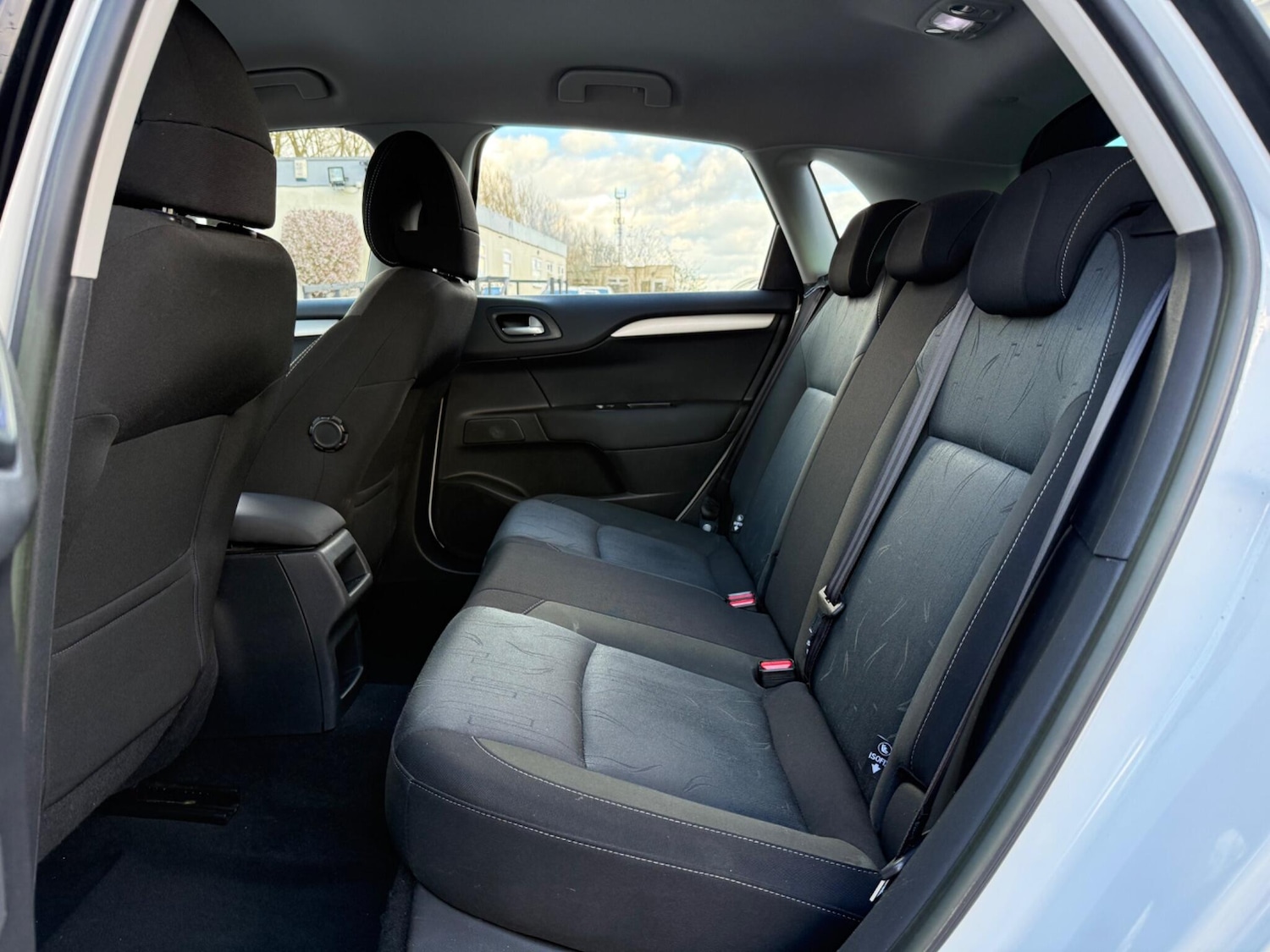 Used Citroen C4 2014 for sale - 77957276: Photo 17