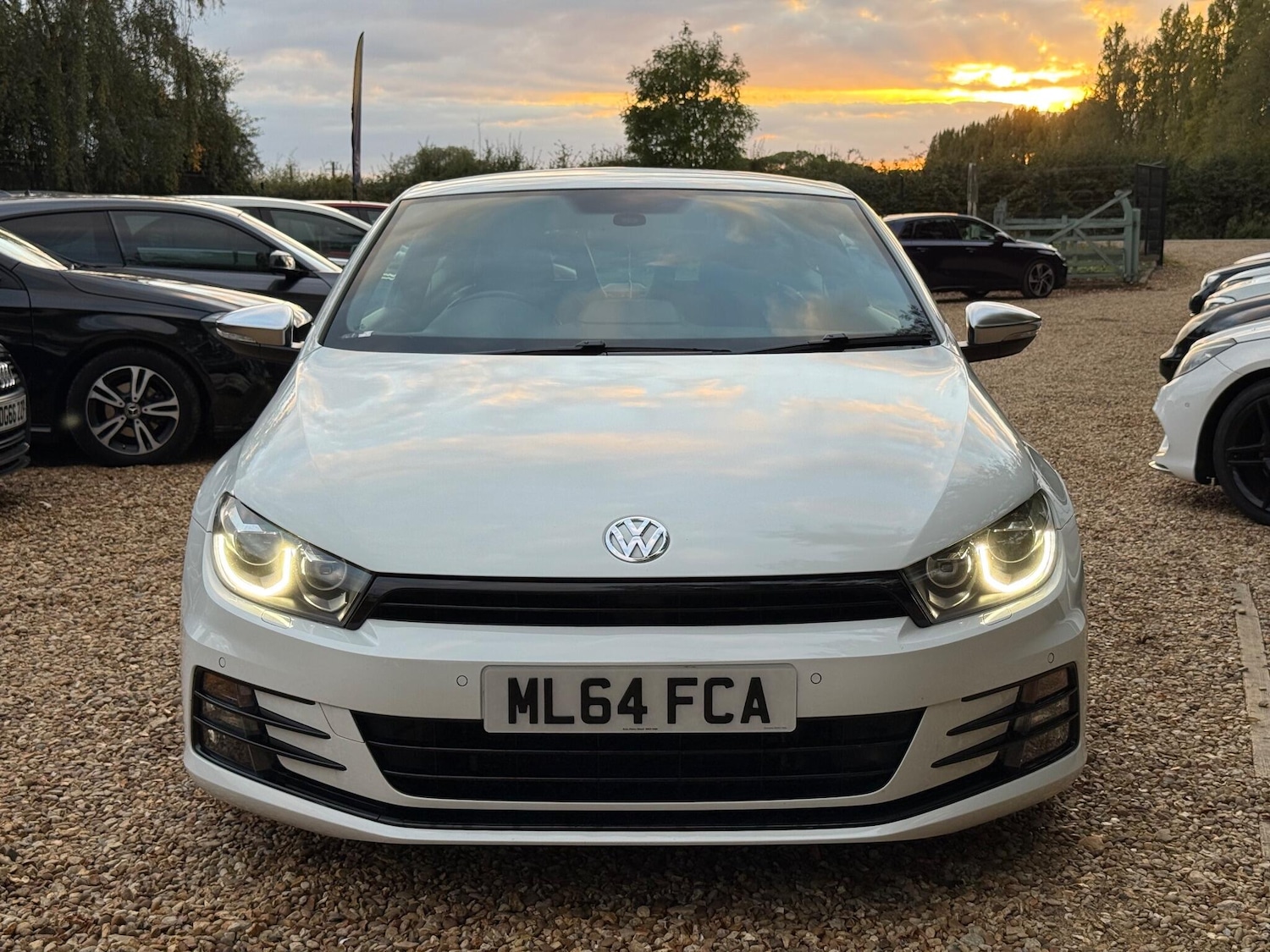 Used Volkswagen Scirocco 2014 for sale - 76560891: Photo 2