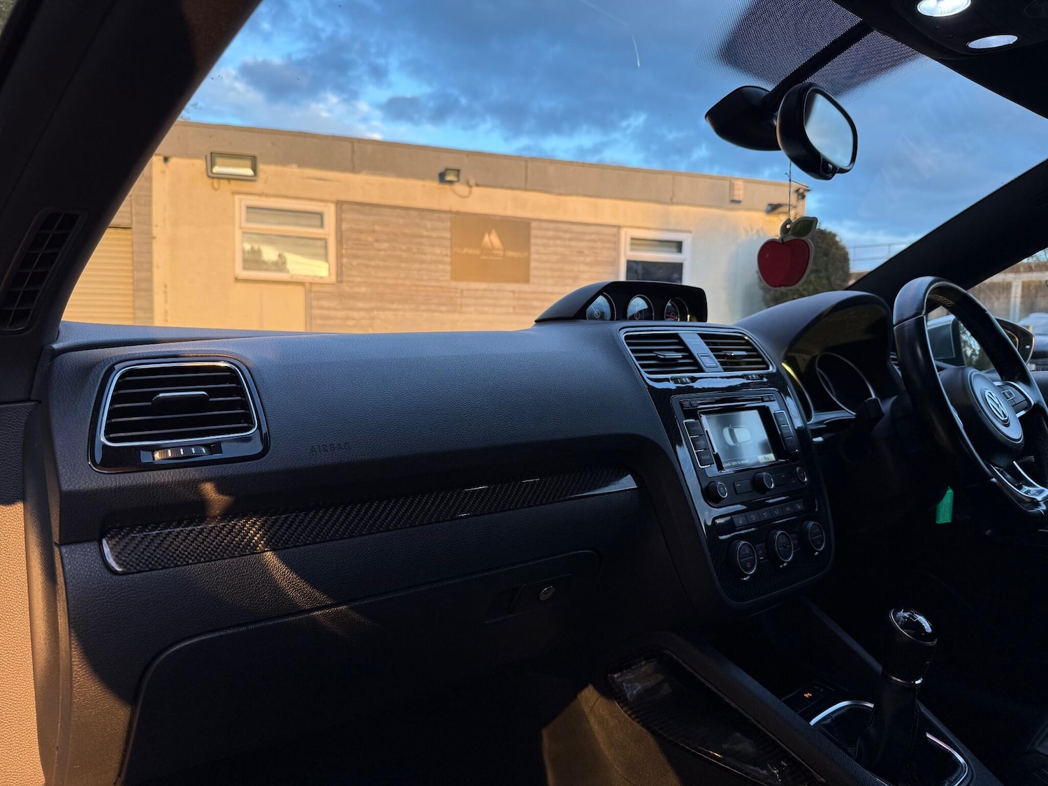 Used Volkswagen Scirocco 2014 for sale - 76560891: Photo 23