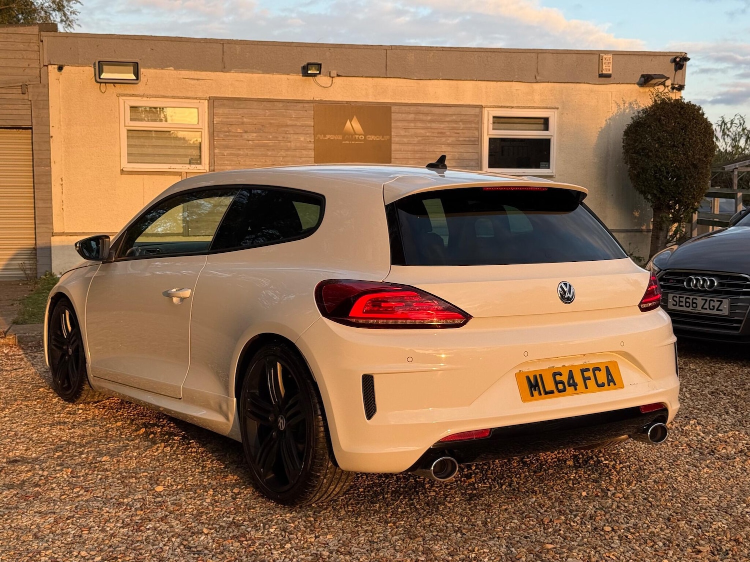 Used Volkswagen Scirocco 2014 for sale - 76560891: Photo 4