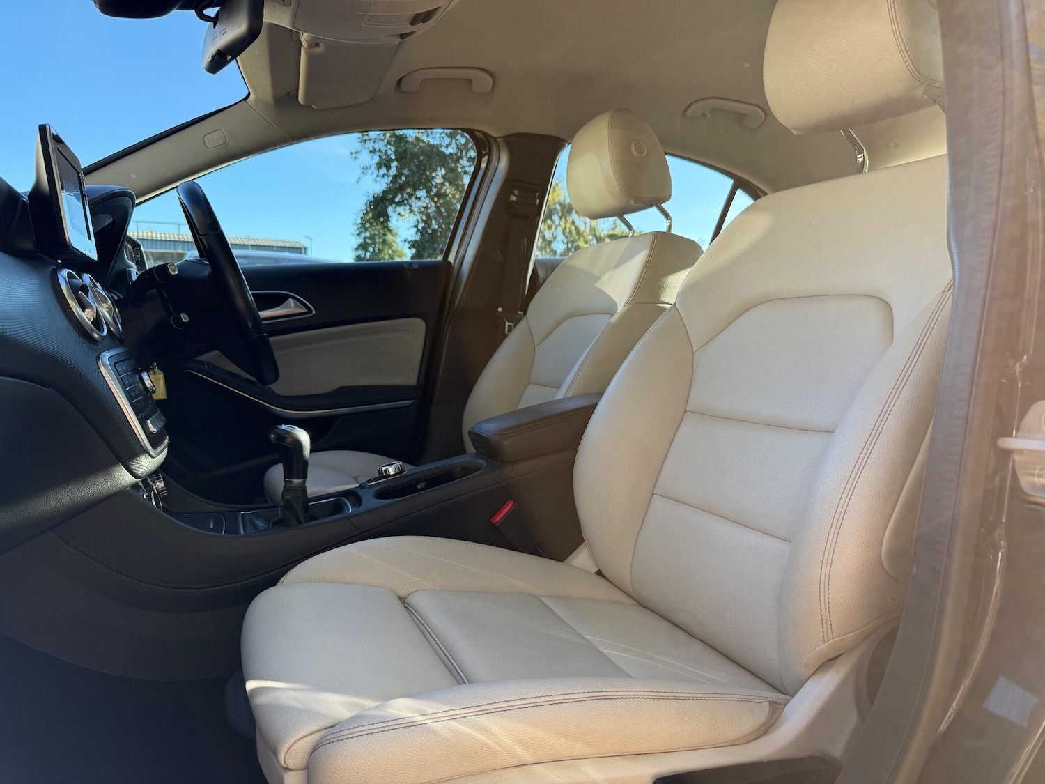 Used Mercedes-Benz A-Class 2017 for sale - 76457854: Photo 27