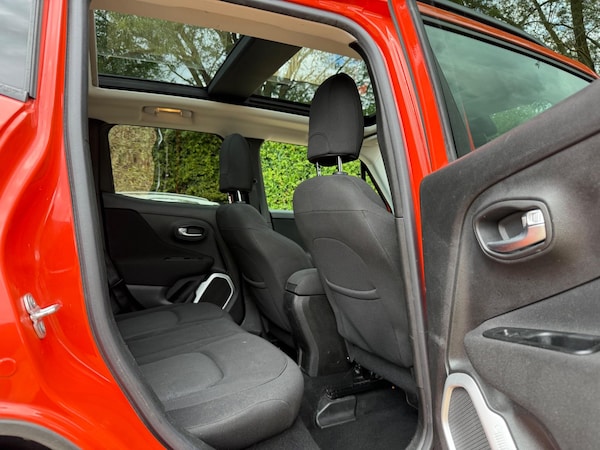 Used Jeep Renegade 2015 for sale - 75609117: Photo 18