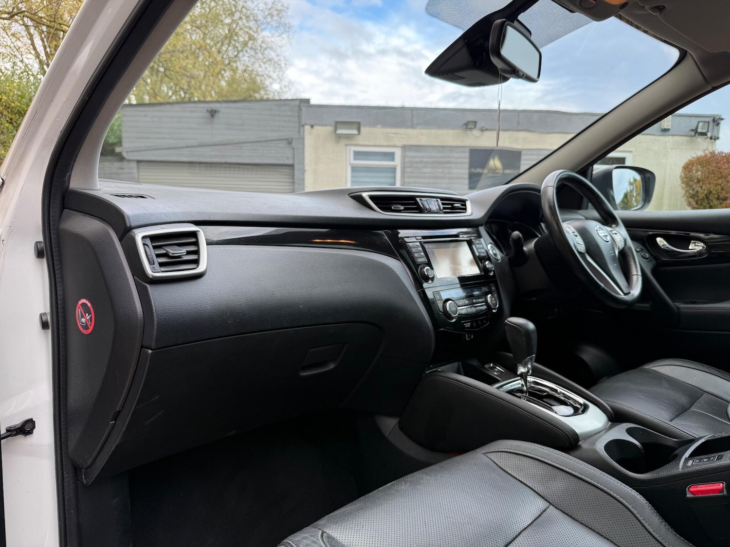 Used Nissan Qashqai 2014 for sale - 76433011: Photo 17