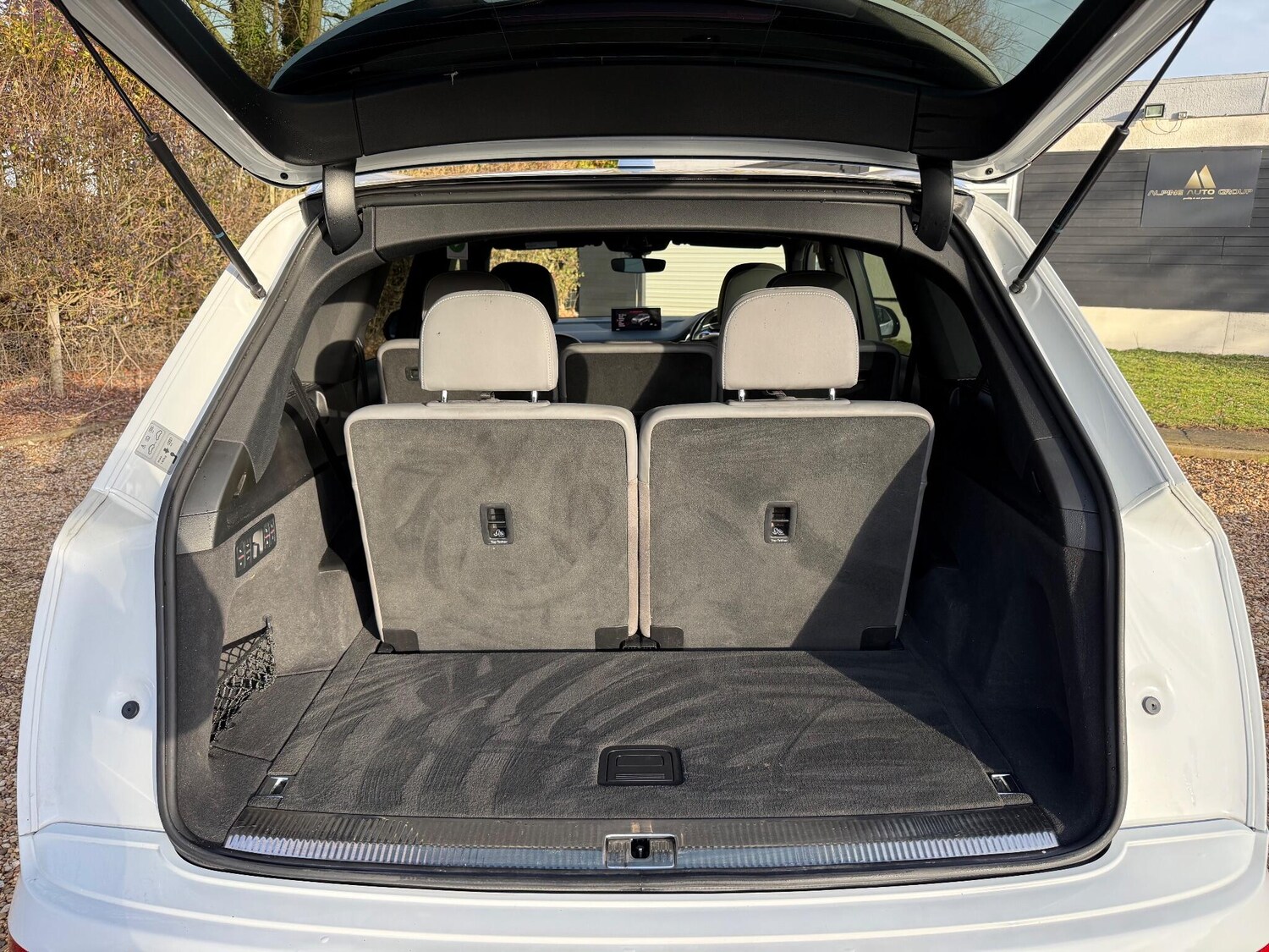 Used Audi Q7 2015 for sale - 77191535: Photo 44