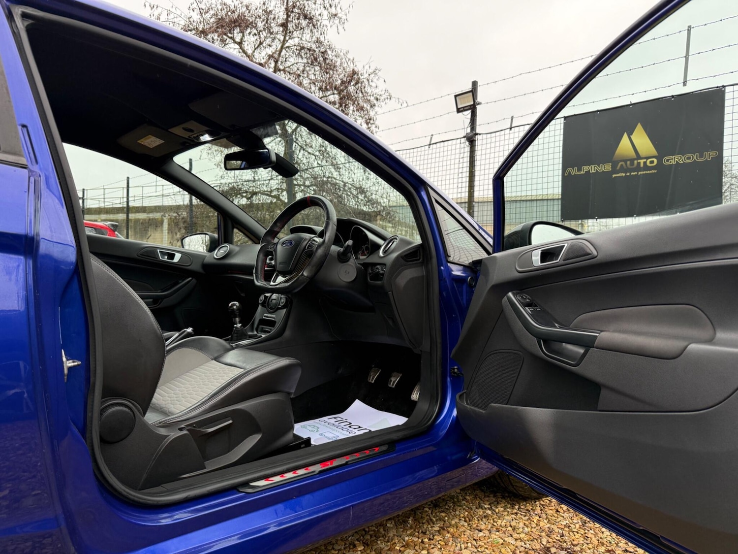 Used Ford Fiesta 2015 for sale - 77573825: Photo 24