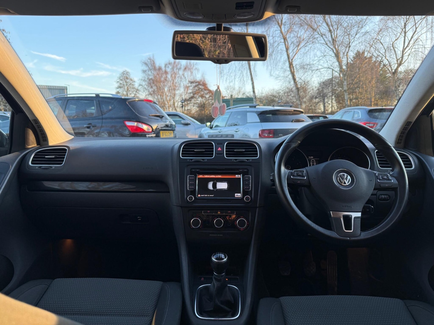 Used Volkswagen Golf 2011 for sale - 77738362: Photo 12