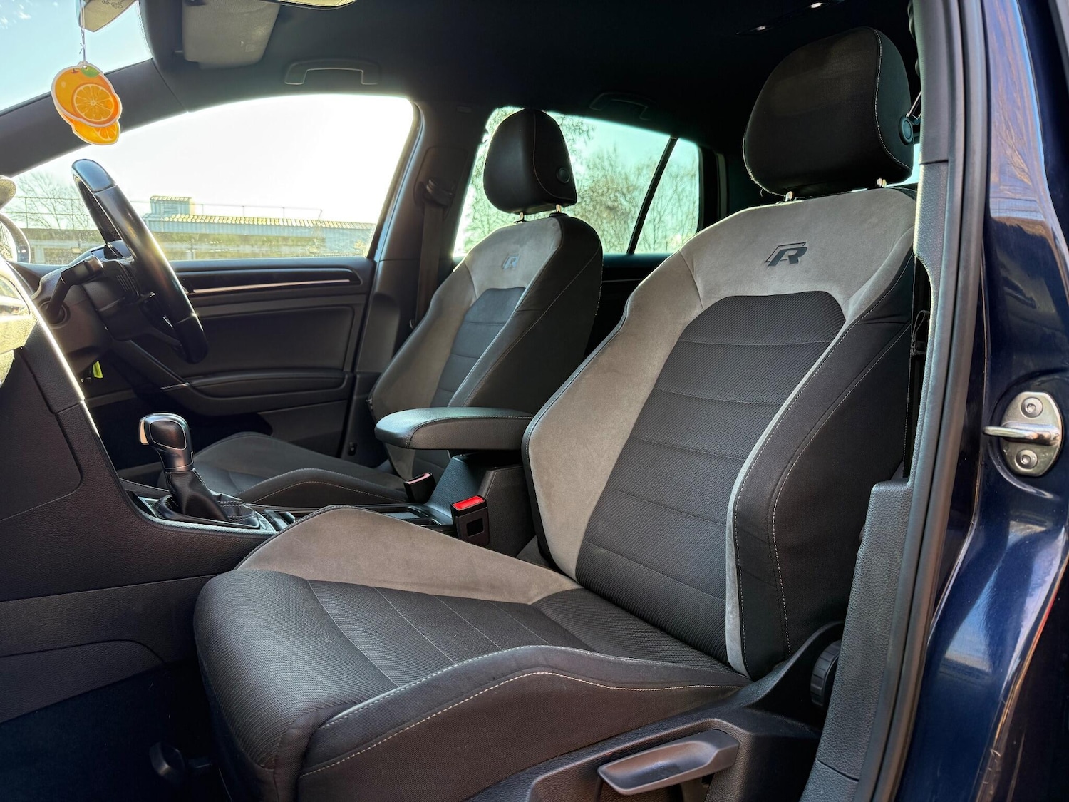 Used Volkswagen Golf for sale - 77190907: Photo 33