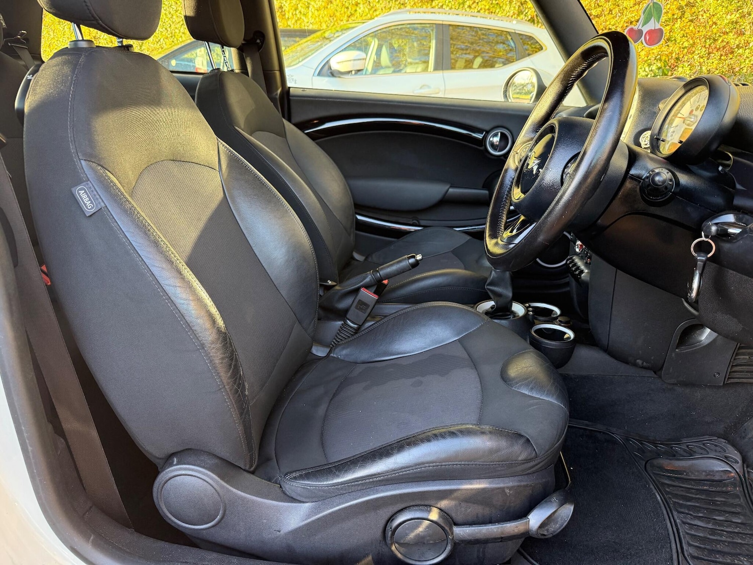 Used MINI Hatch 2010 for sale - 76433181: Photo 10