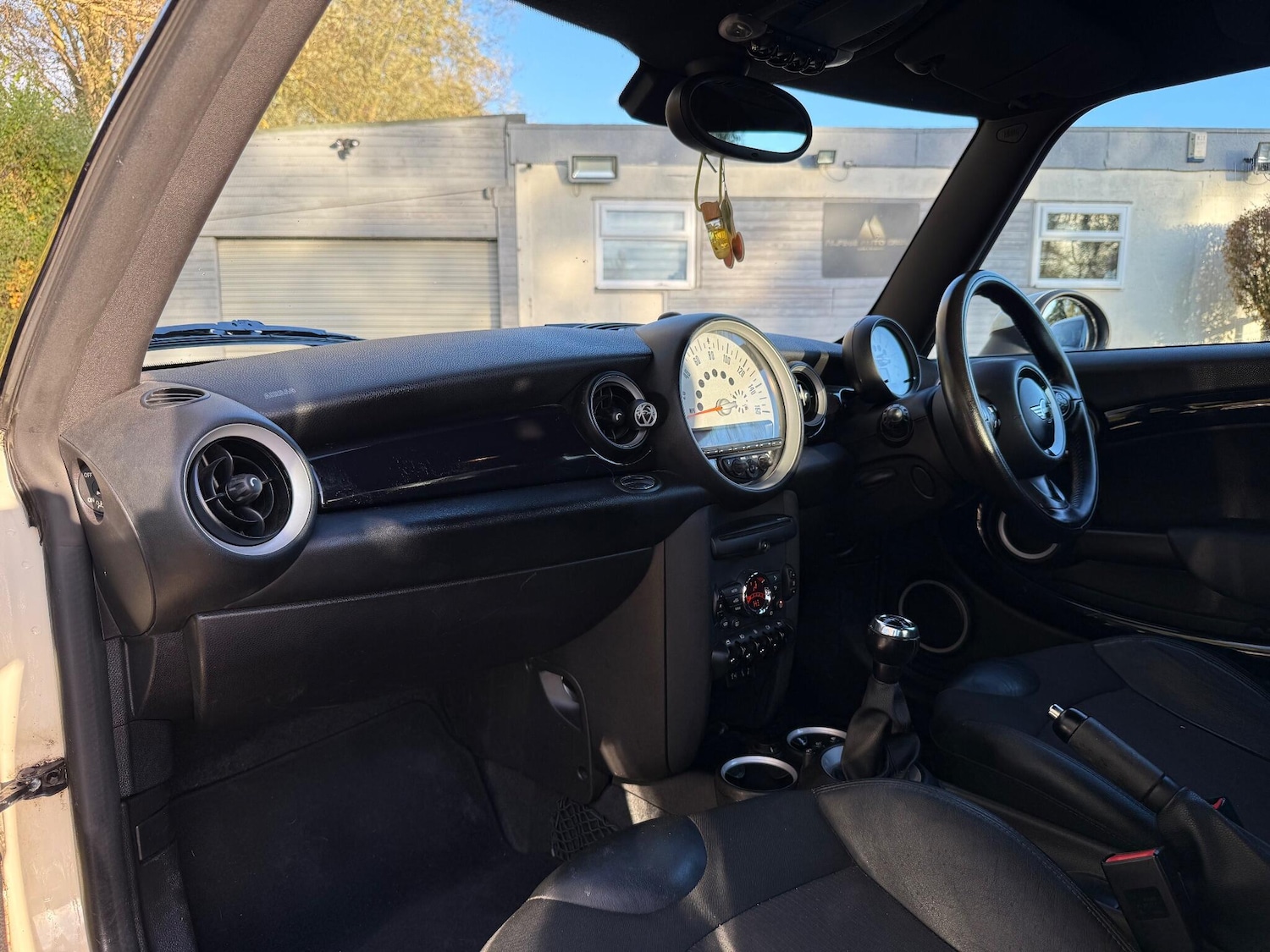 Used MINI Hatch 2010 for sale - 76433181: Photo 13