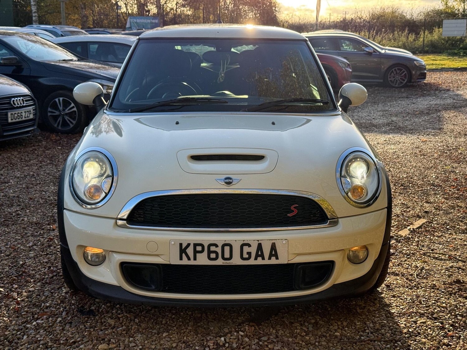 Used MINI Hatch 2010 for sale - 76433181: Photo 3
