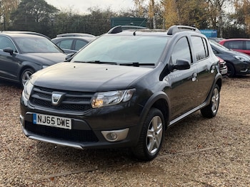Used Dacia Sandero Stepway 2015 for sale - 76765496: Photo
