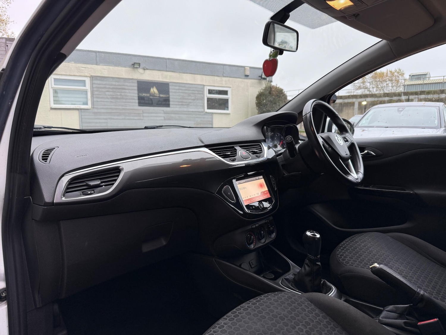 Used Vauxhall Corsa 2015 for sale - 76433307: Photo 12