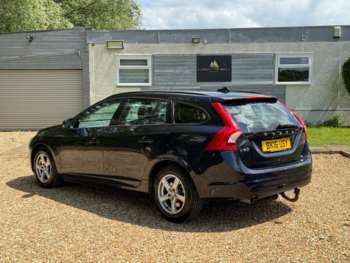 Used Volvo V60 2016 for sale - 74965822: Photo