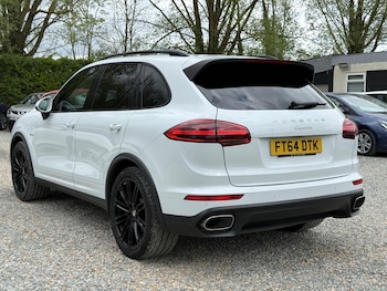 Used Porsche Cayenne 2014 for sale - 78276191: Photo