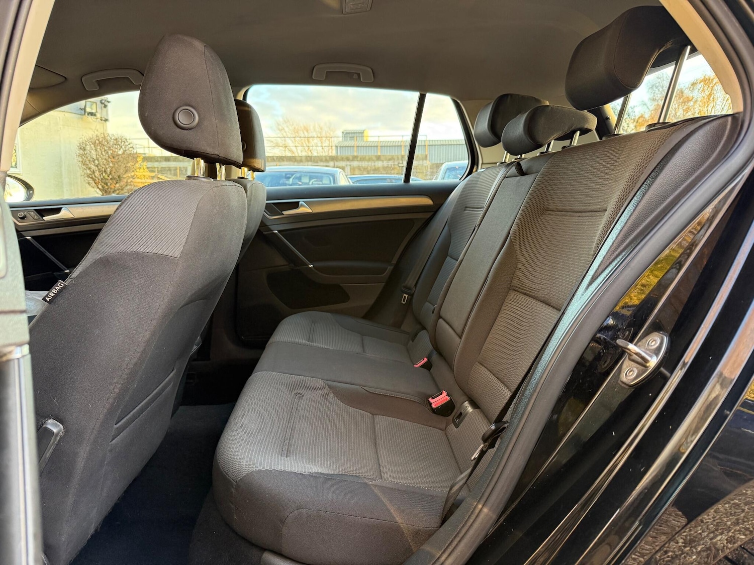 Used Volkswagen Golf 2015 for sale - 76620187: Photo 23