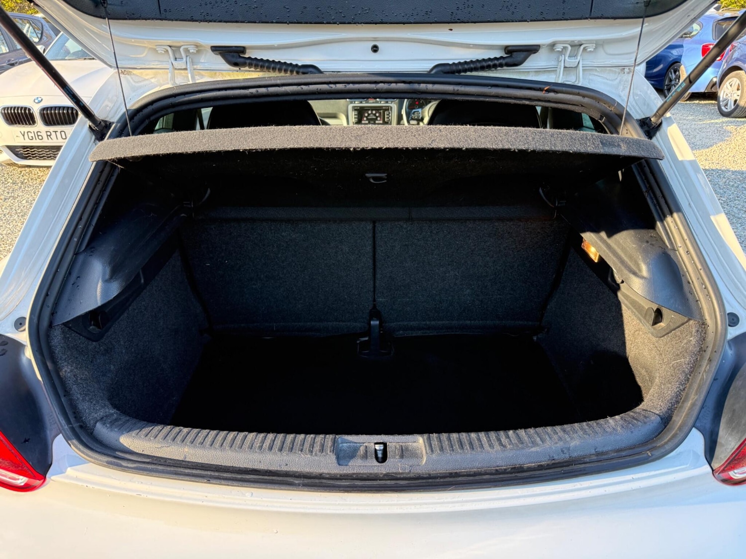 Used Volkswagen Scirocco 2014 for sale - 77977892: Photo 15