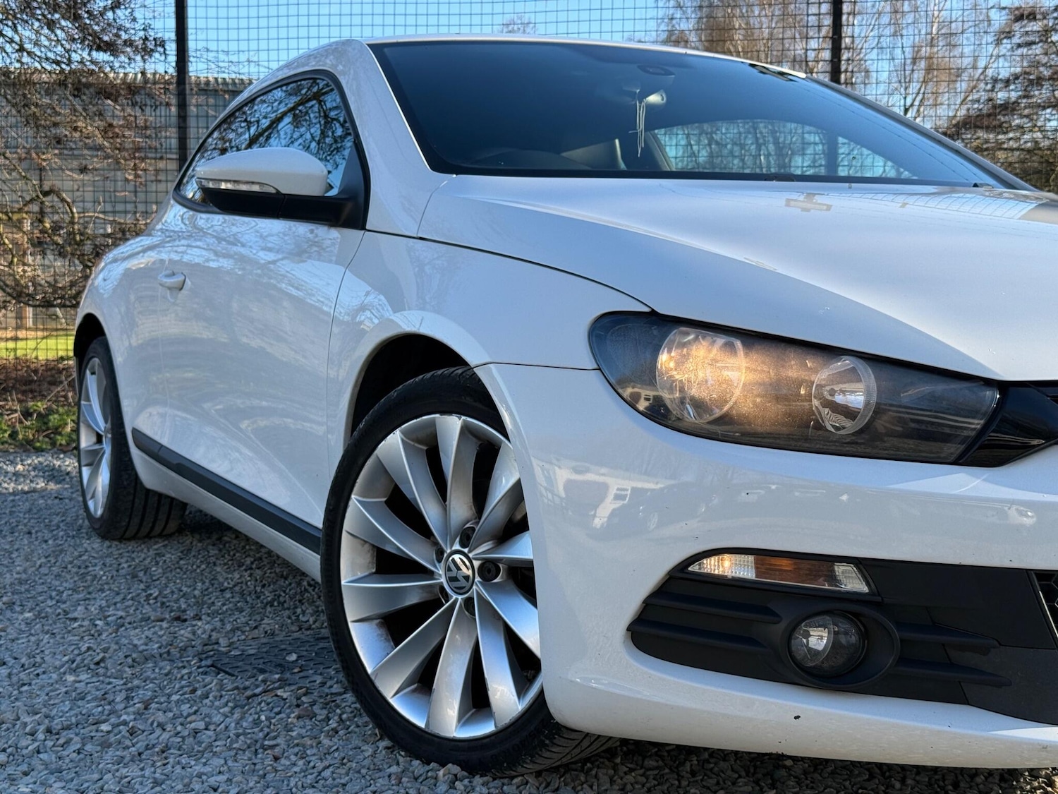 Used Volkswagen Scirocco 2014 for sale - 77977892: Photo 2