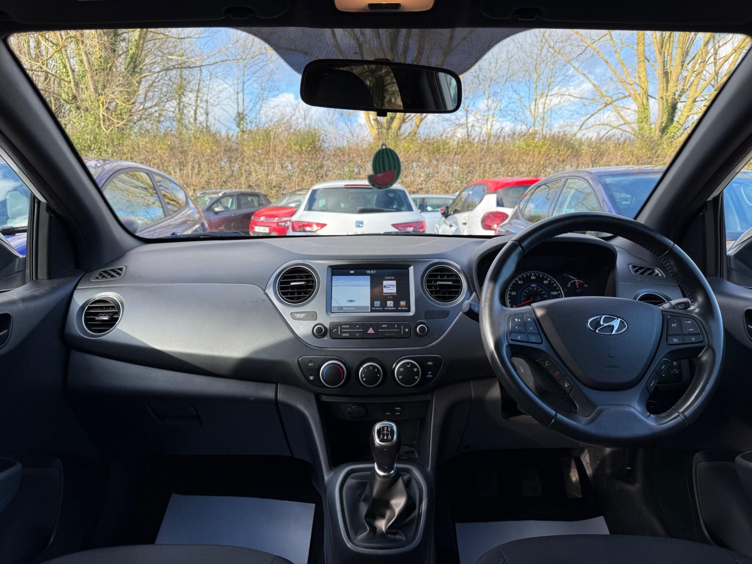 Used Hyundai i10 2018 for sale - 77637619: Photo 24