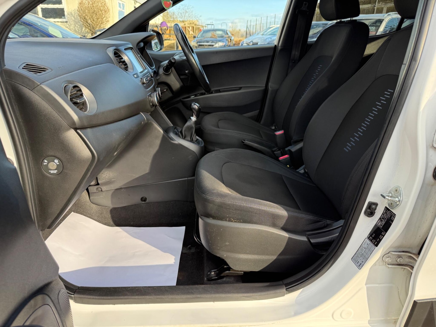 Used Hyundai i10 2018 for sale - 77637619: Photo 27