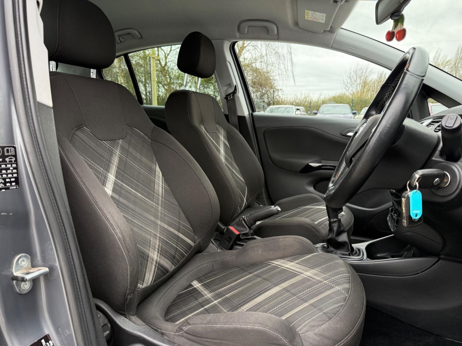 Used Vauxhall Corsa 2015 for sale - 78063076: Photo 16