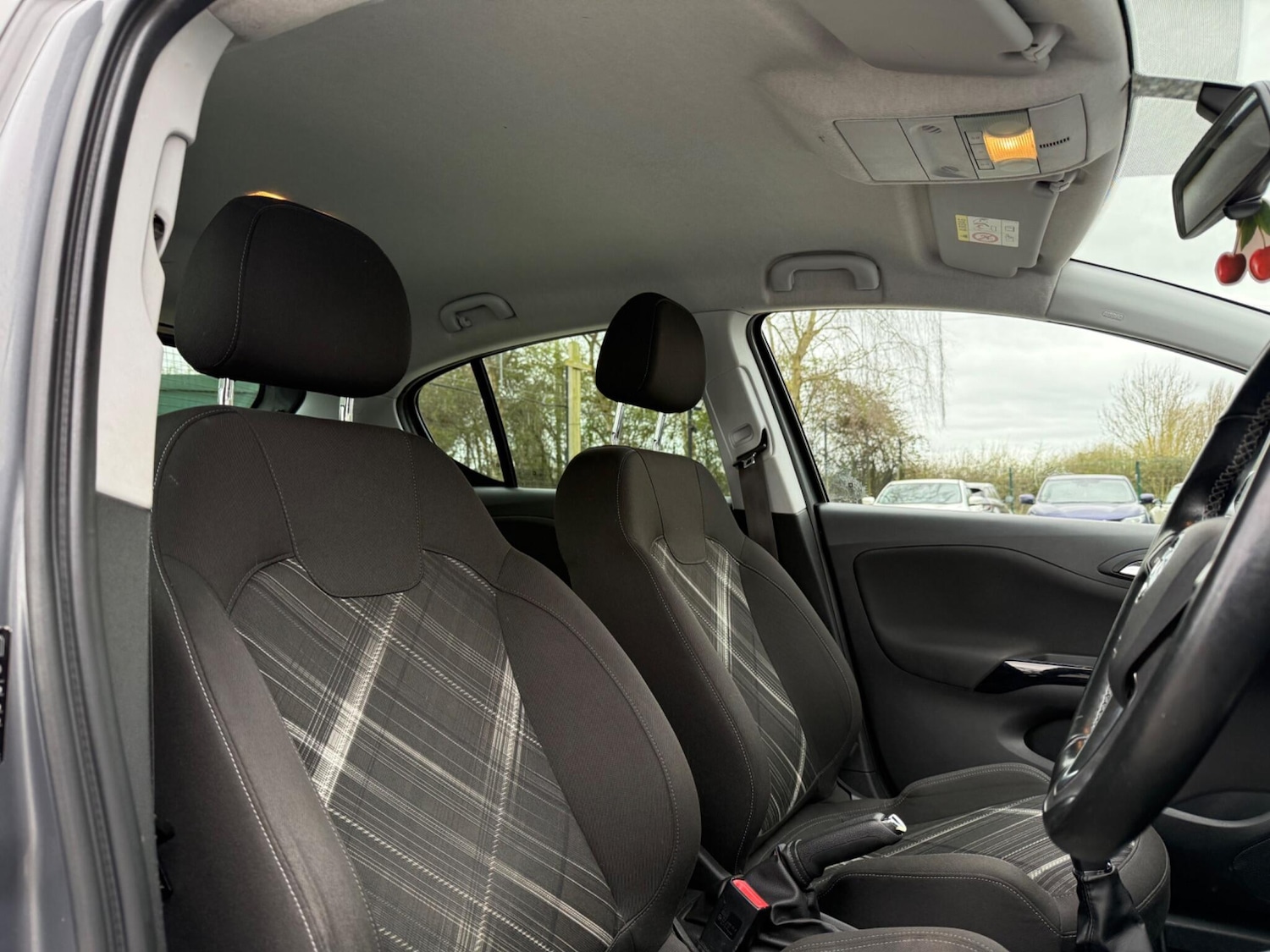 Used Vauxhall Corsa 2015 for sale - 78063076: Photo 17