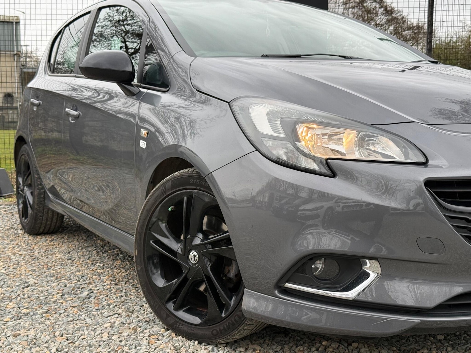 Used Vauxhall Corsa 2015 for sale - 78063076: Photo 2
