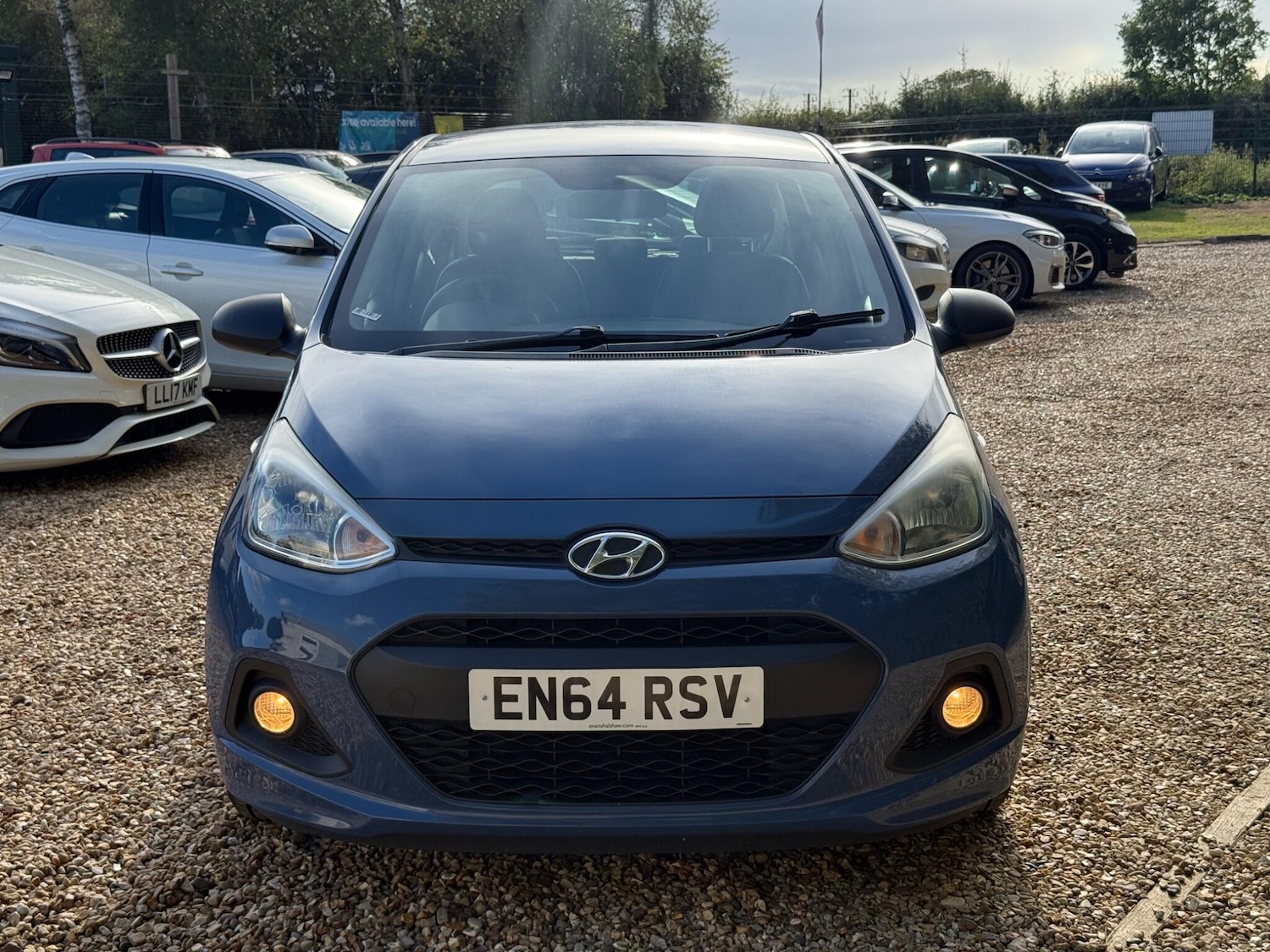 Used Hyundai i10 2015 for sale - 76020693: Photo 2