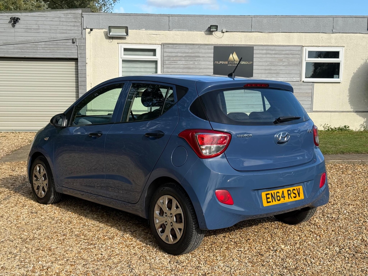 Used Hyundai i10 2015 for sale - 76020693: Photo 4