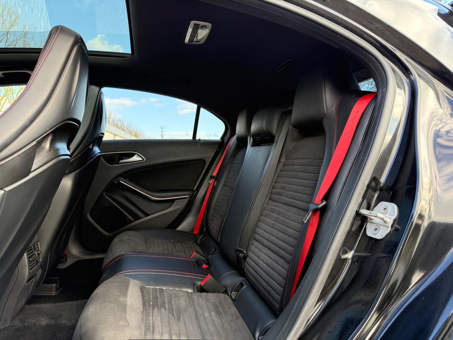 Used Mercedes-Benz A-Class 2015 for sale - 77839117: Photo 20