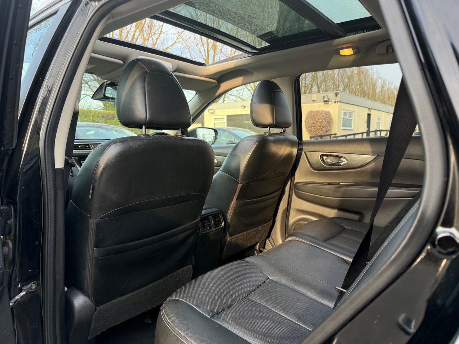 Used Nissan X-Trail for sale - 77958375: Photo 15