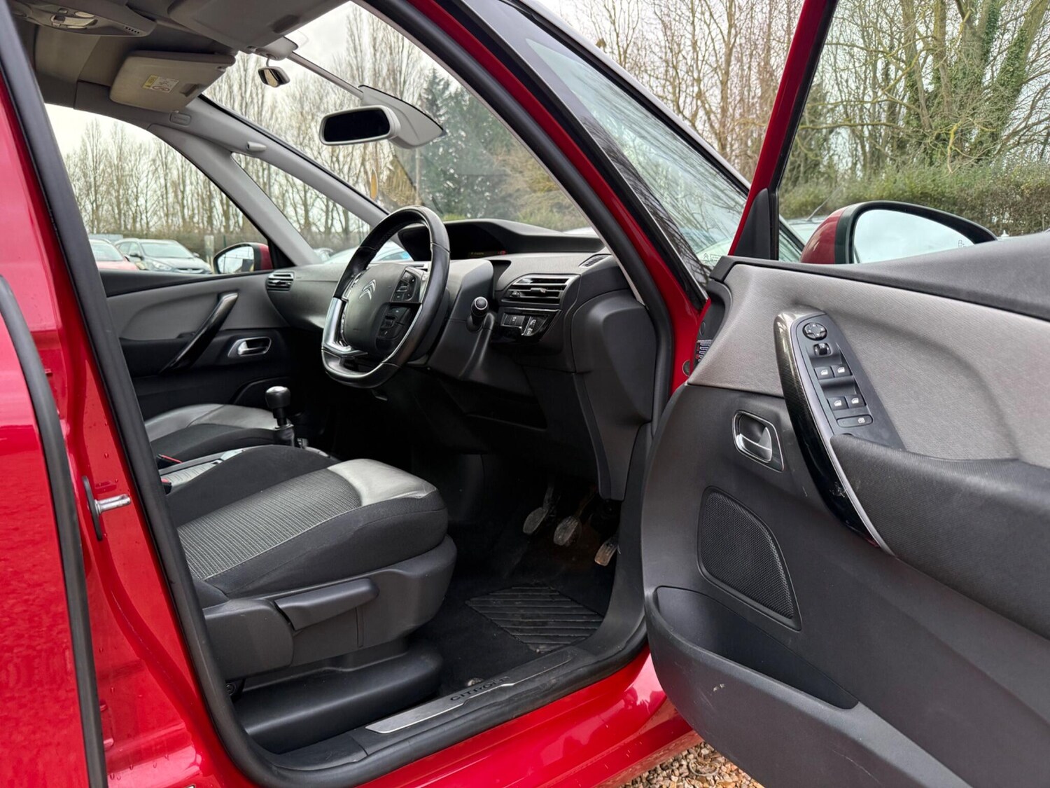 Used Citroen C4 Grand Picasso 2015 for sale - 77497472: Photo 25