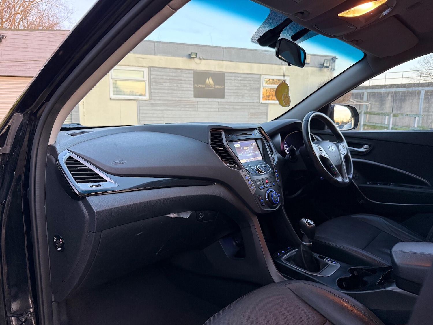 Used Hyundai Santa Fe 2014 for sale - 76658651: Photo 27