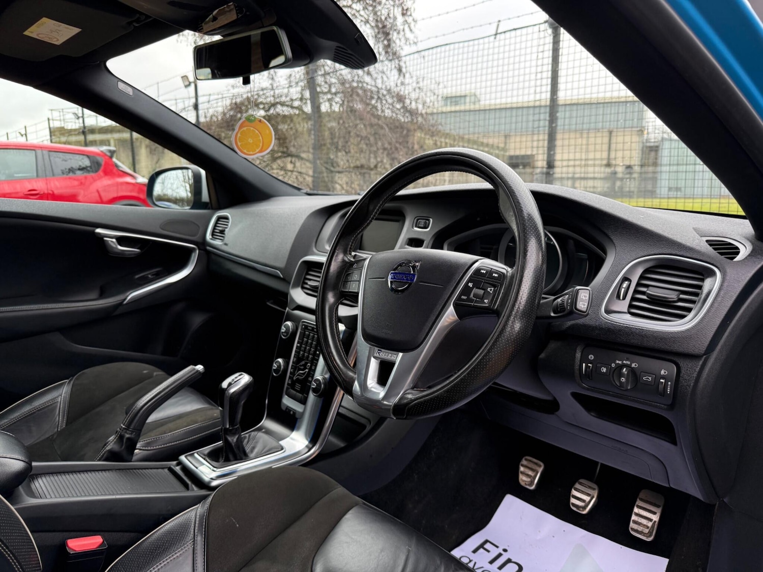 Used Volvo V40 2015 for sale - 77456578: Photo 12