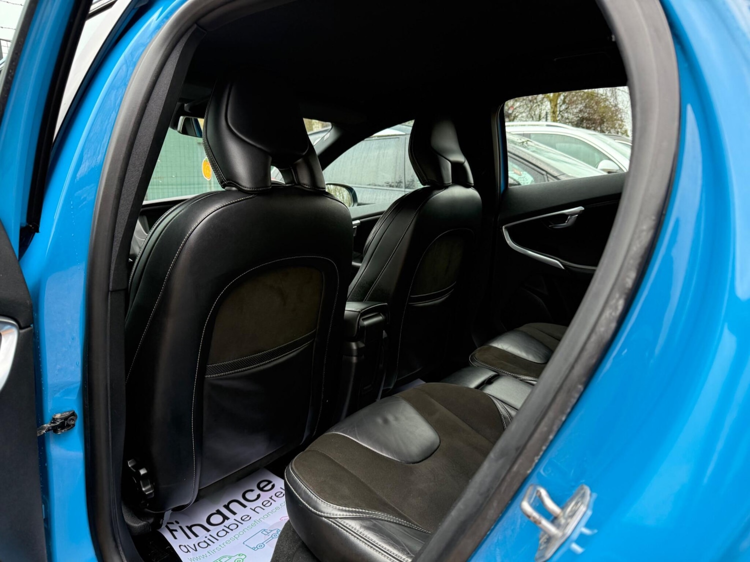 Used Volvo V40 2015 for sale - 77456578: Photo 22