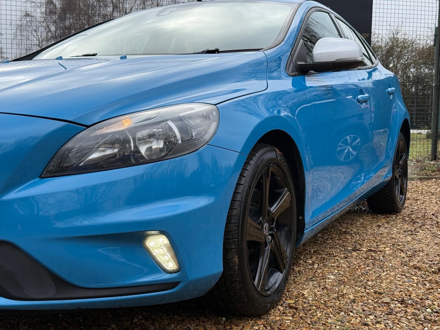 Used Volvo V40 2015 for sale - 77456578: Photo 8