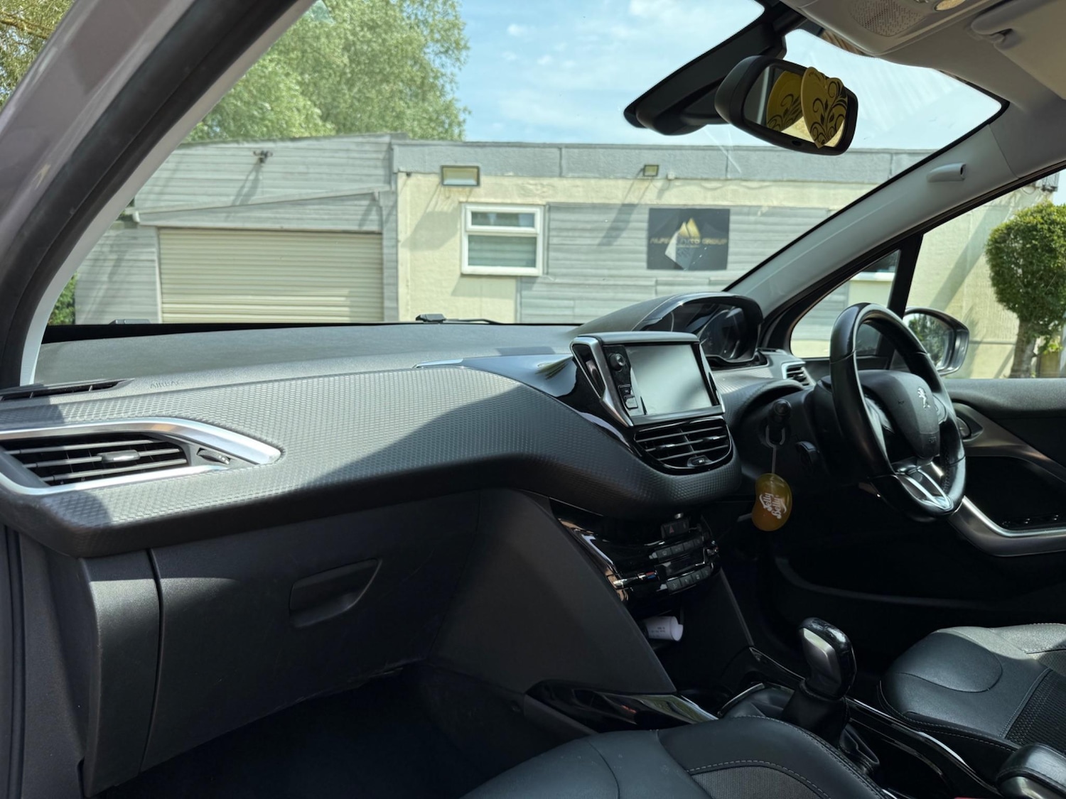Used Peugeot 2008 2019 for sale - 76348787: Photo 13