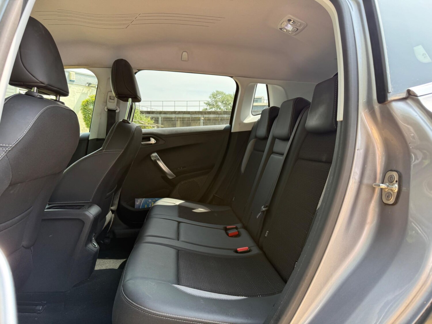 Used Peugeot 2008 2019 for sale - 76348787: Photo 19