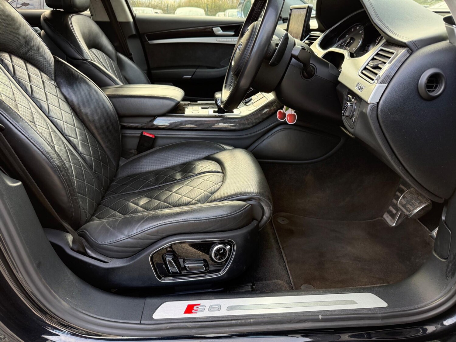 Used Audi A8 2014 for sale - 78034063: Photo 38