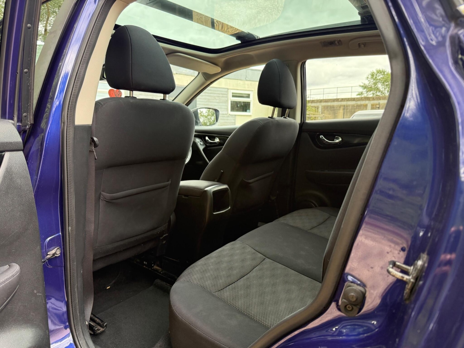 Used Nissan Qashqai 2015 for sale - 76282841: Photo 30