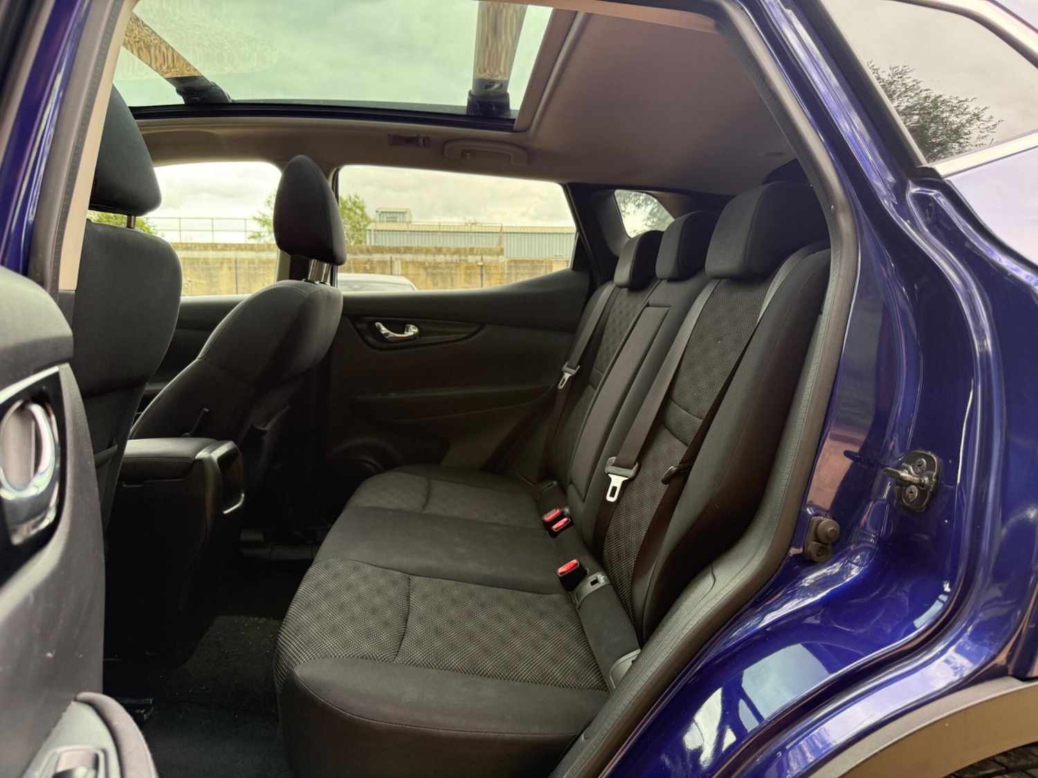 Used Nissan Qashqai 2015 for sale - 76282841: Photo 31