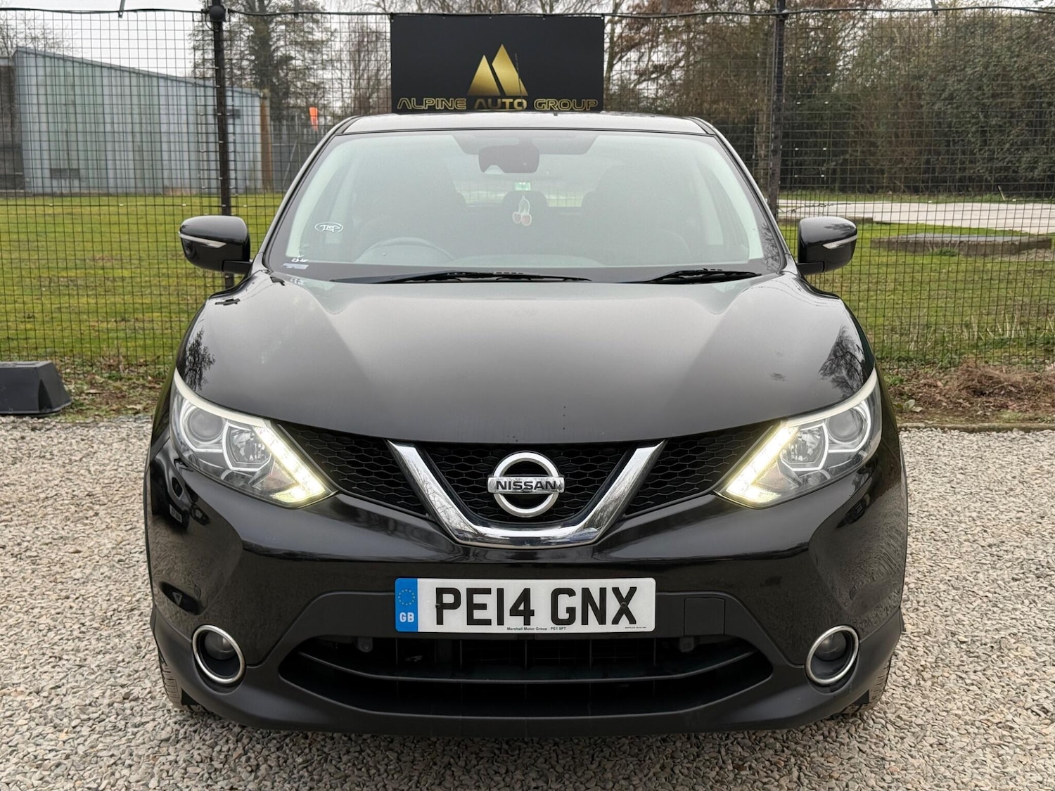 Used Nissan Qashqai 2014 for sale - 77794077: Photo 2