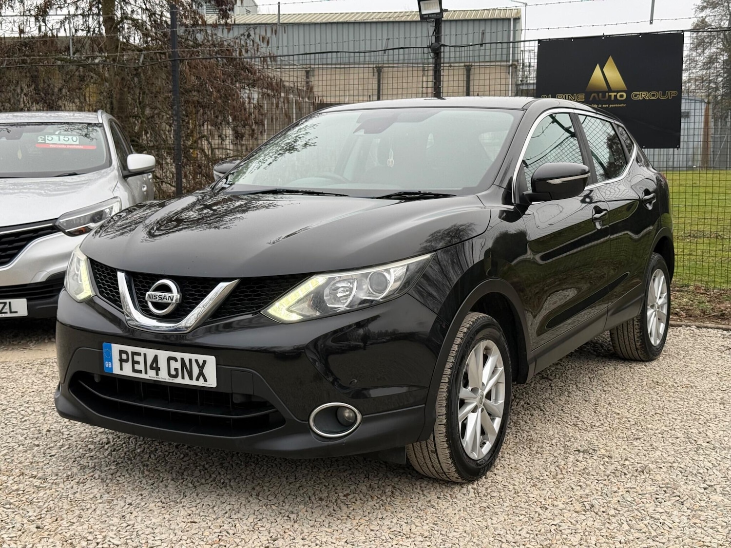 Used Nissan Qashqai 2014 for sale - 77794077: Photo 3