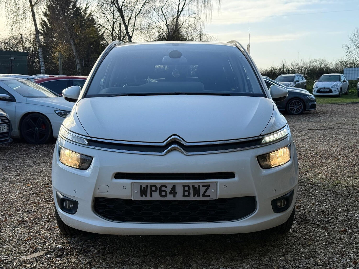 Used Citroen C4 Grand Picasso 2015 for sale - 76620156: Photo 2