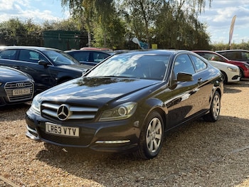 Used Mercedes-Benz C-Class 2013 for sale - 76122085: Photo