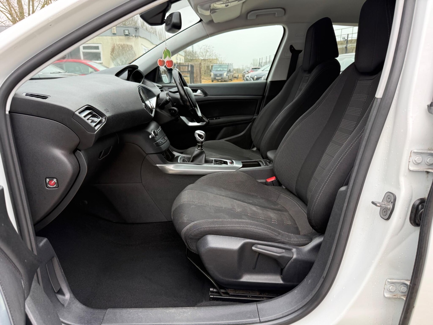 Used Peugeot 308 for sale - 77794308: Photo 21