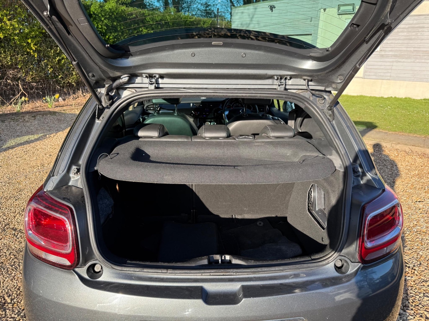 Vehicle 19
