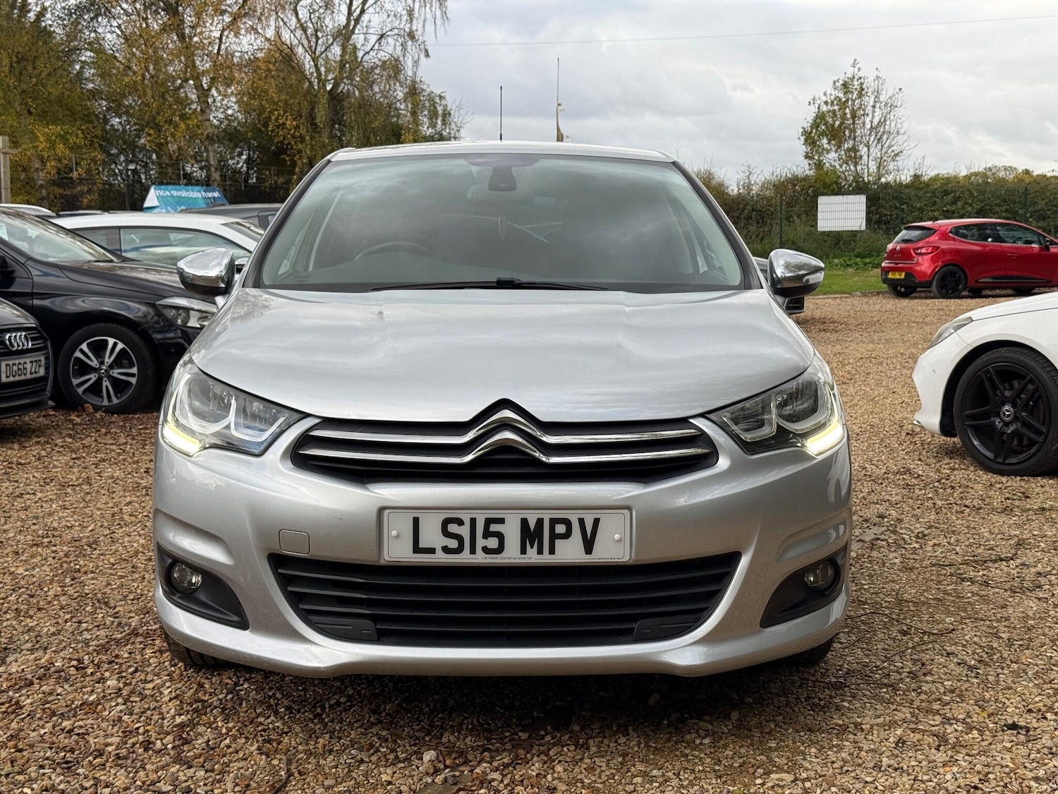 Used Citroen C4 2015 for sale - 76996193: Photo 2