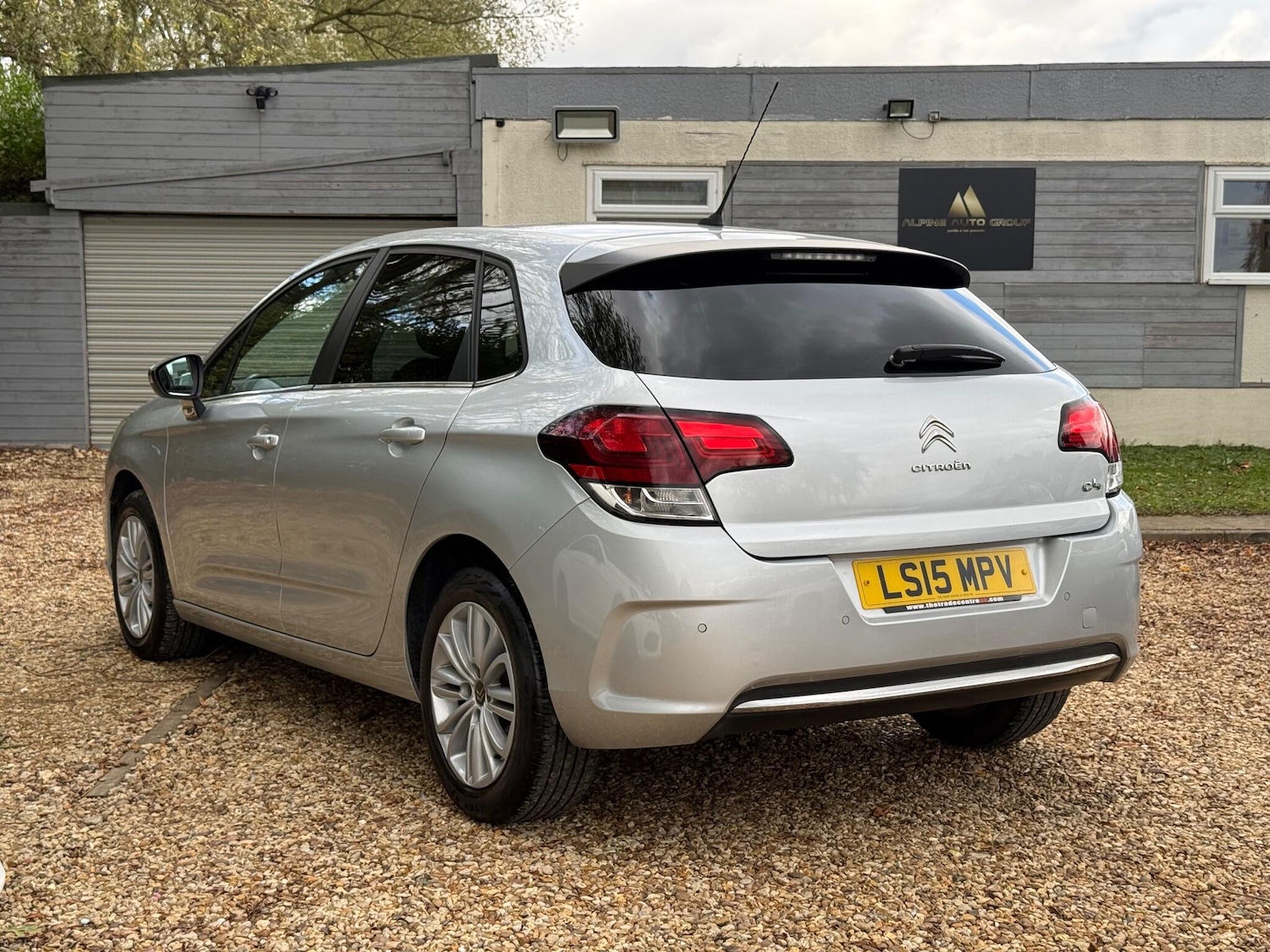 Used Citroen C4 2015 for sale - 76996193: Photo 4